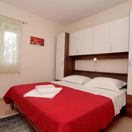 公寓 With A Parking Space Mavarstica, Ciovo - 11563 *